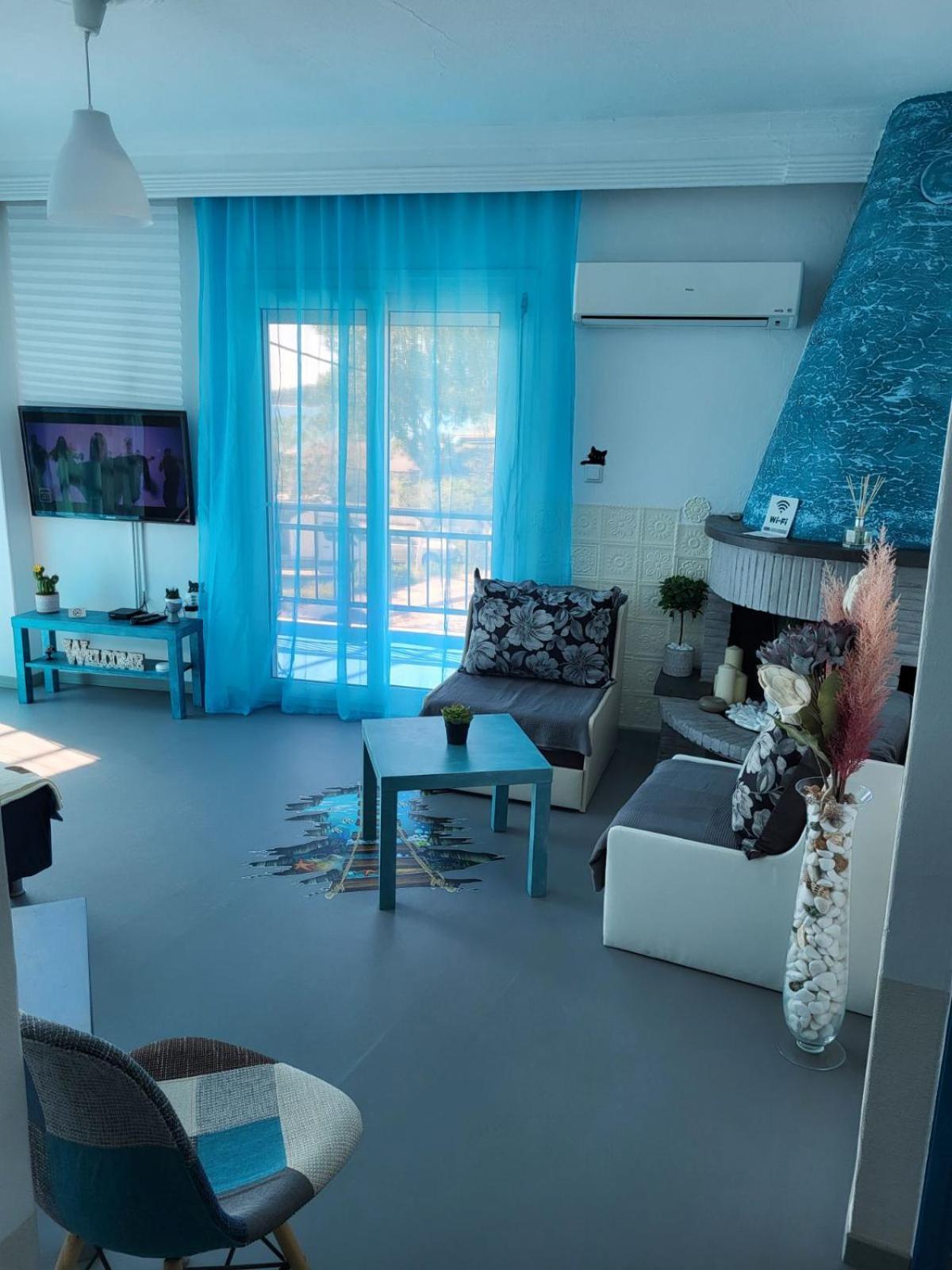 Appartamento Upper Deck Apt. Néa Péramos Esterno foto