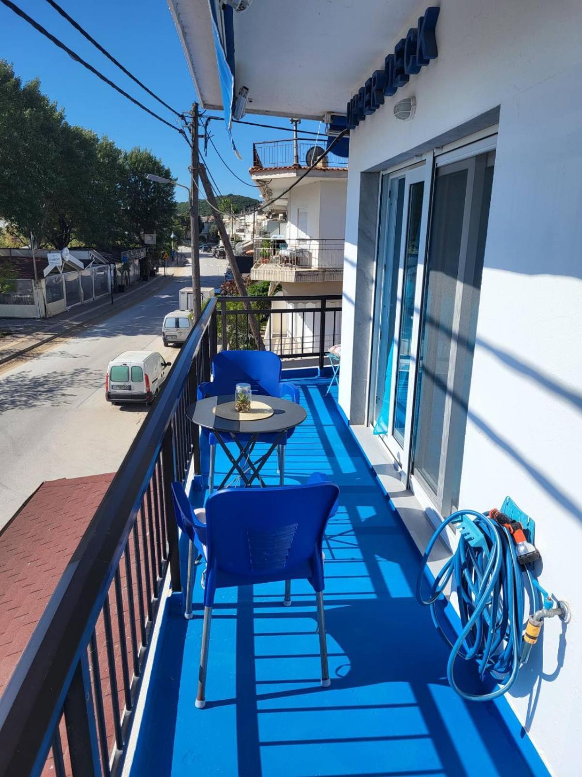 Appartamento Upper Deck Apt. Néa Péramos Esterno foto